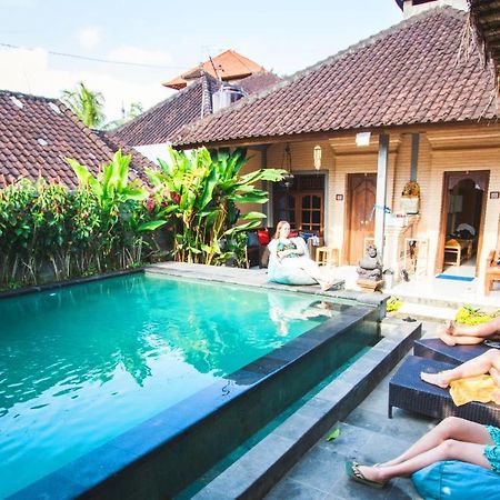 ウブド The Wayan Houseホステル エクステリア 写真